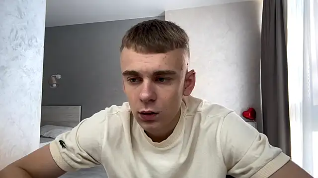 Snapshot of SoloFury chatting on 1, 8, 2026 SoloFury online show from 1, 8, 2026
