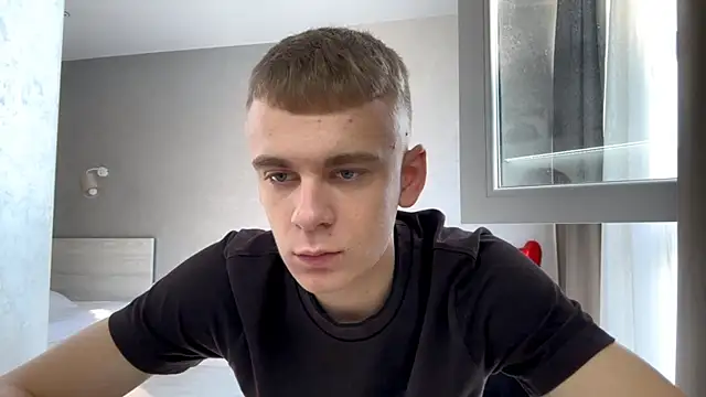 Snapshot of SoloFury chatting on 4, 8, 2026 SoloFury online show from 4, 8, 2026