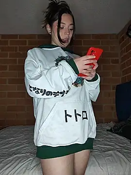 Petite CherryX online show from 13, 5, 2026