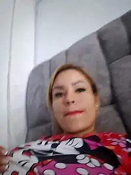 Monita cherry1 online show from 20, 3, 2026