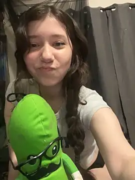 Snapshot of danneillove chatting on 18, 3, 2026 danneillove online show from 18, 3, 2026