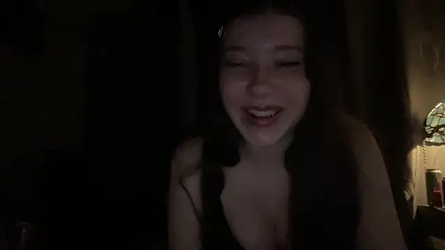 Snapshot of danneillove chatting on 14, 4, 2026 danneillove online show from 14, 4, 2026