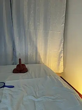 ZaraCarterX online show from 19, 6, 2026
