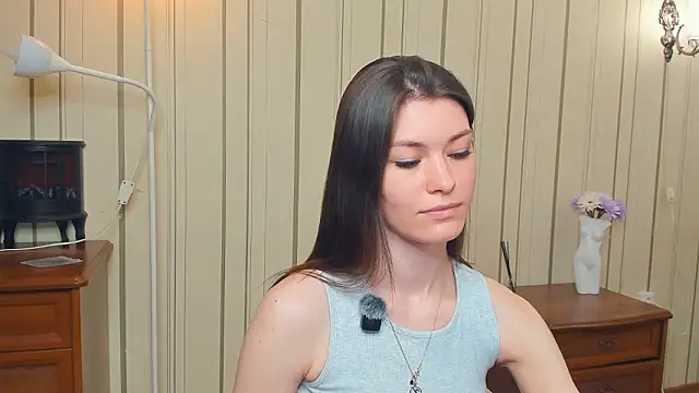 JulissaLipoma online show from 27, 3, 2026