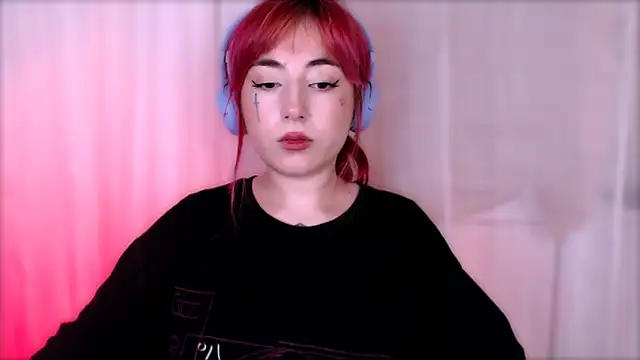Snapshot of MistressEdith chatting on 18, 4, 2026 MistressEdith online show from 18, 4, 2026
