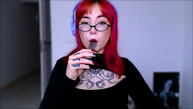 Snapshot of MistressEdith chatting on 20, 4, 2026 MistressEdith online show from 20, 4, 2026