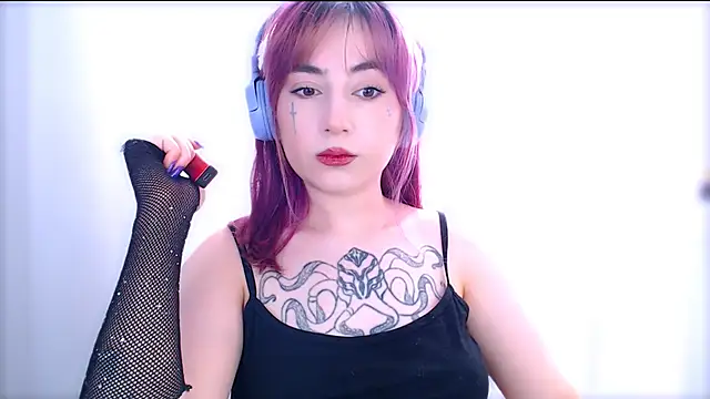 Snapshot of MistressEdith chatting on 27, 5, 2026 MistressEdith online show from 27, 5, 2026