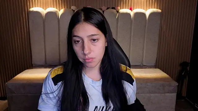 Melannyy V online show from 28, 3, 2026