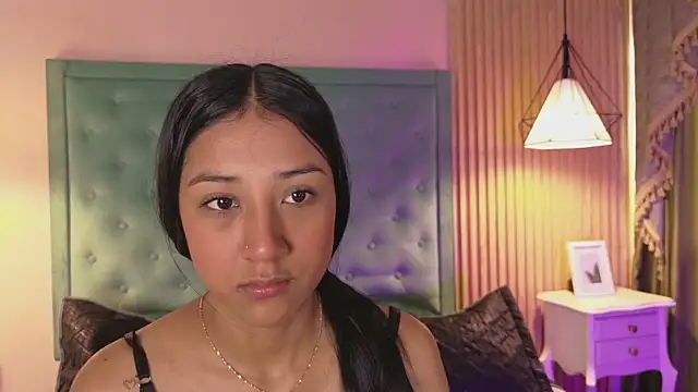 Snapshot of ninaBravu chatting on 13, 5, 2026 ninaBravu online show from 13, 5, 2026