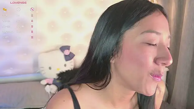 Snapshot of ninaBravu chatting on 6, 6, 2026 ninaBravu online show from 6, 6, 2026