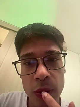 ronald maximo19 online show from 20, 3, 2026