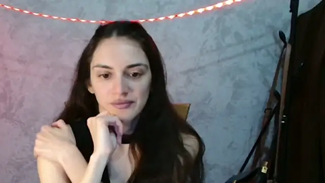 Snapshot of RoxiCherry chatting on 13, 5, 2026 RoxiCherry online show from 13, 5, 2026
