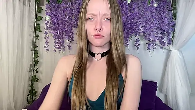 ElfGirlAna online show from 4, 6, 2026