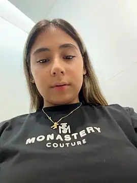 Snapshot of MelodyRey__ chatting on 13, 5, 2026 MelodyRey online show from 13, 5, 2026