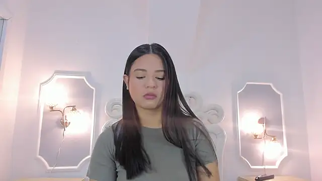 zoejenner  online show from 29, 7, 2026