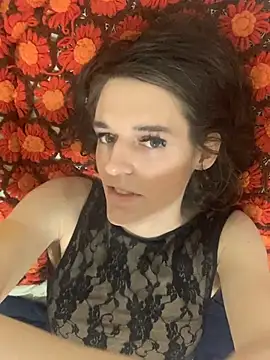 Cutealisandra online show from 7, 4, 2026