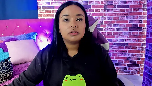 SofiiaCutee online show from 17, 4, 2026