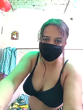 REENA-STRIP online show from 28, 4, 2026