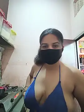 REENA-STRIP online show from 2, 6, 2026