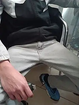 Skinboy06 online show from 26, 3, 2026