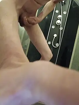 Skinboy06 online show from 15, 4, 2026