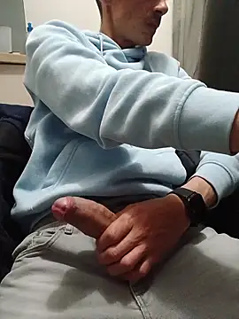 Skinboy06 online show from 18, 4, 2026