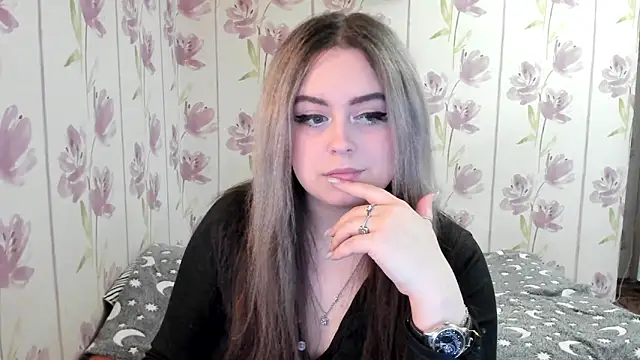 Snapshot of Agathameoww chatting on 28, 4, 2026 Agathameoww online show from 28, 4, 2026