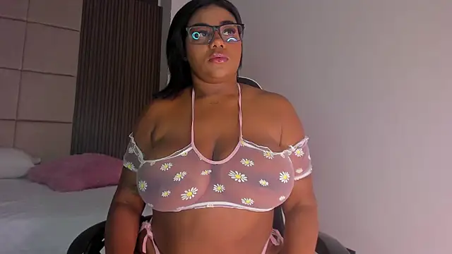 Astrid leon online show from 10, 4, 2026