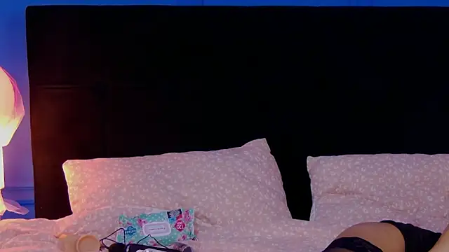 Snapshot of SiennaChantal chatting on 29, 3, 2026 SiennaChantal online show from 29, 3, 2026