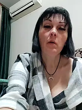 HelgaDennis online show from 23, 4, 2026