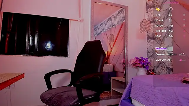 mia rouxx1 online show from 19, 6, 2026