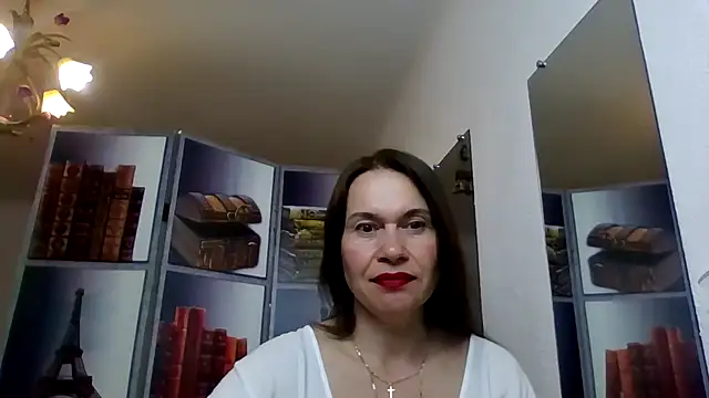 Selena Moo online show from 7, 5, 2026