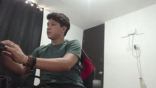 Lucifeeeer 666 online show from 26, 3, 2026