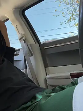 Mr11inchesnluvv online show from 26, 4, 2026