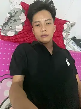 Nguyencuong1999 online show from 12, 4, 2026