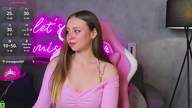 Snapshot of Vanessa_Williamsonn chatting on 17, 6, 2026 Vanessa Williamsonn online show from 17, 6, 2026