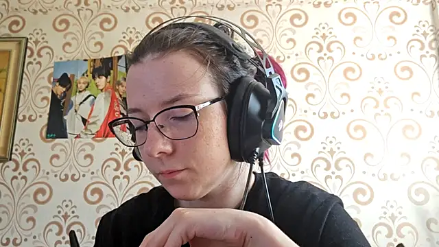 IsaSantella online show from 3, 8, 2026