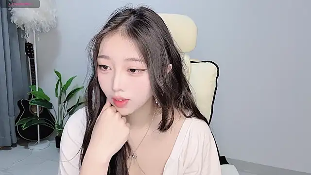 Yukiy8877 online show from 26, 3, 2026