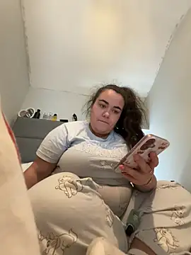 Khloeross online show from 7, 5, 2026