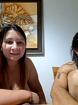 Gia-and-Lara online show from 9, 4, 2026