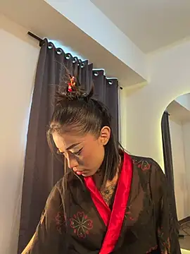 Ellelie 77 online show from 8, 4, 2026