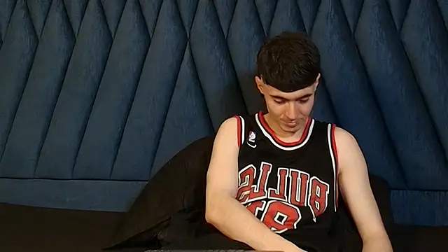 Snapshot of lio____ chatting on 2, 4, 2026 lio online show from 2, 4, 2026