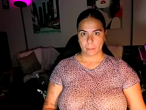 Snapshot of HannaJonns chatting on 22, 4, 2026 HannaJonns online show from 22, 4, 2026