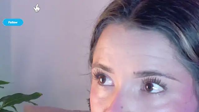 Snapshot of KylieVennet chatting on 29, 4, 2026 KylieVennet online show from 29, 4, 2026