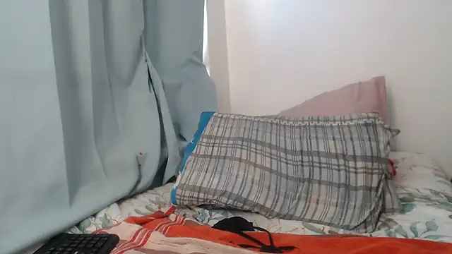 Lucia-boobs online show from 27, 6, 2026
