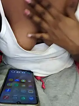 Snapshot of AAHNA_3 chatting on 13, 4, 2026 AAHNA 3 online show from 13, 4, 2026