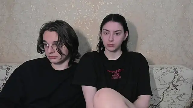 muuur love231 online show from 9, 4, 2026