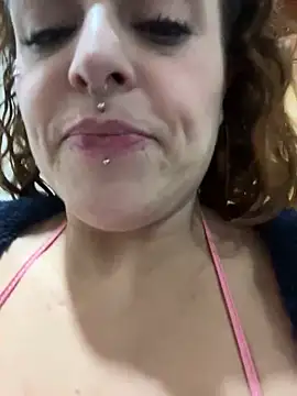 MiaHotboobs online show from 13, 4, 2026