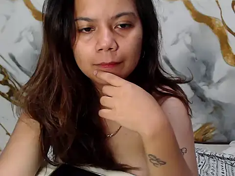 Snapshot of deseyy chatting on 13, 4, 2026 deseyy online show from 13, 4, 2026