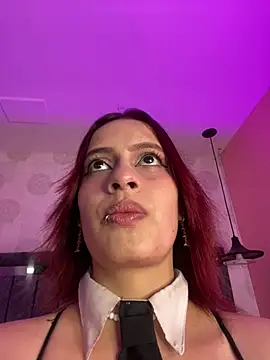 steffmontespink18 online show from 25, 3, 2026